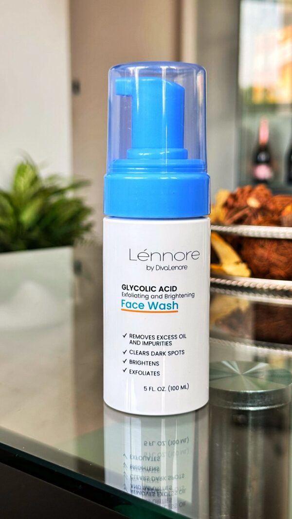 Glycolic Acid Exfoliating and Brightening Face Wash